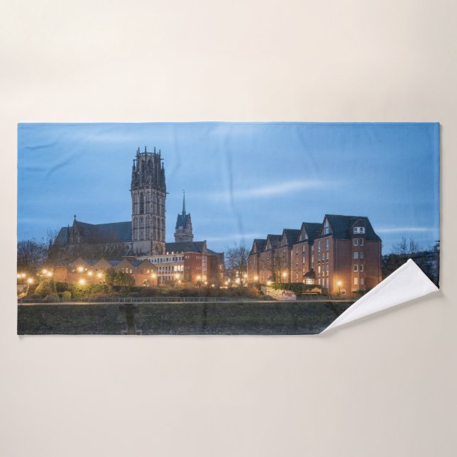 Salvatorkirche Duisburg Bath Towel (Bath Towel)