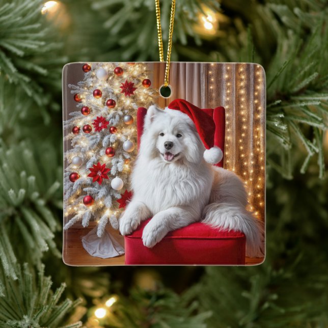 Samoyed Dog With Santa Claus Hat Ceramic Ornament (Tree)