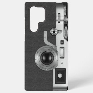 Samsung S22 Ultra case with a vintage camera