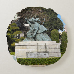 Samurai Kamakura Gongoro Kagemasa Kabuki Statue Round Pillow