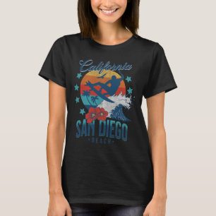 San Diego Beach California Surfing Vintage Vacatio T-Shirt