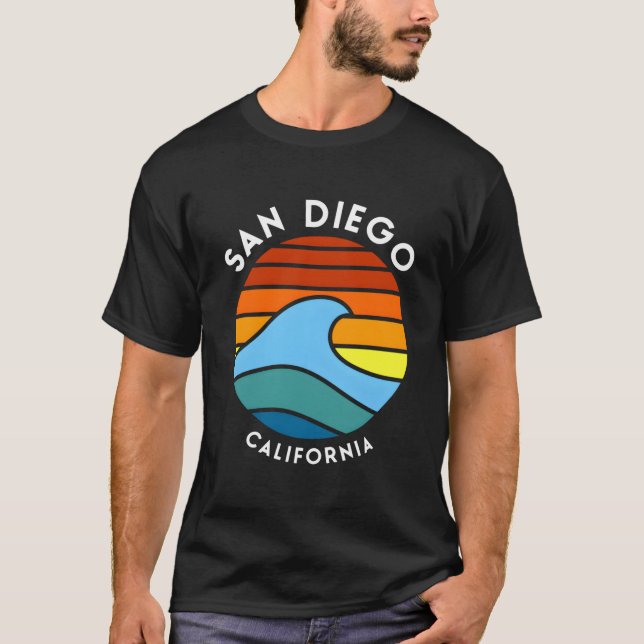 San Diego California Wave T-Shirt (Front)