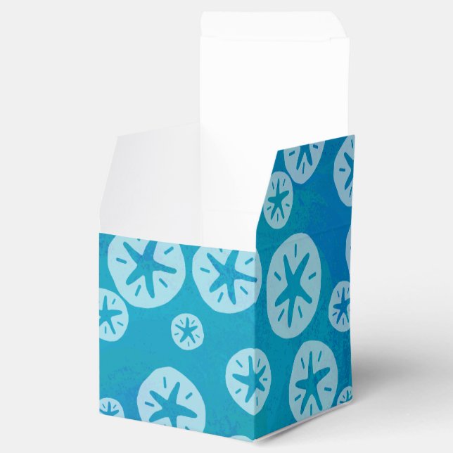 Sand Dollar White and Blue Pattern Favor Box (Opened)