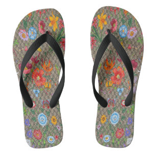 sandals with an innovative floral design