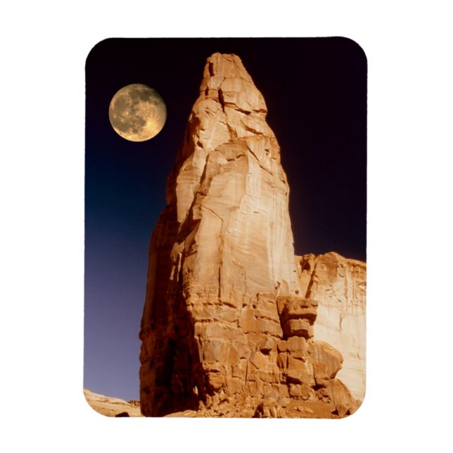 Sandstone Pinacle Magnet (Vertical)