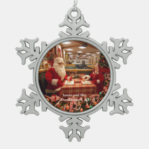 Santa and Mrs. Frankenmuth, MI Snowflake 1 Snowflake Pewter Christmas Ornament