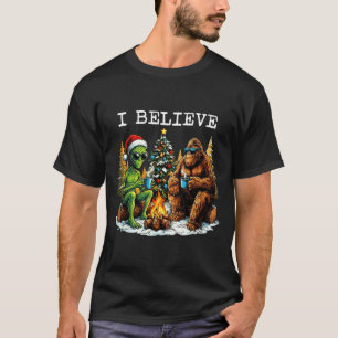 Santa Bigfoot And Alien Ufo Paranormal Cryptid Chr T-Shirt