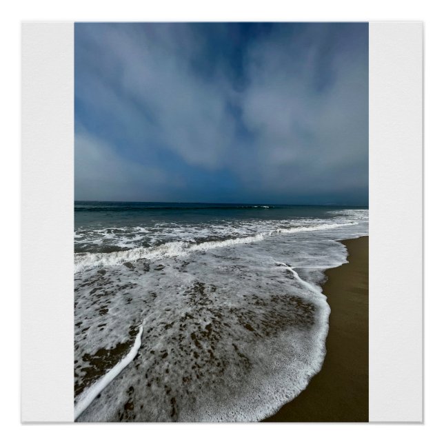 Santa Monica Beach in the fall. Poster (Front)