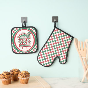 Santa’s Retro Marquee – Ho Ho Ho Merry & Bright Oven Mitt & Pot Holder Set