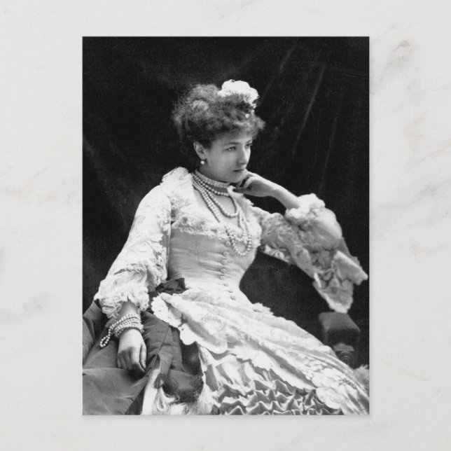 Sarah Bernhardt Vintage Photo - 1877 Postcard (Front)