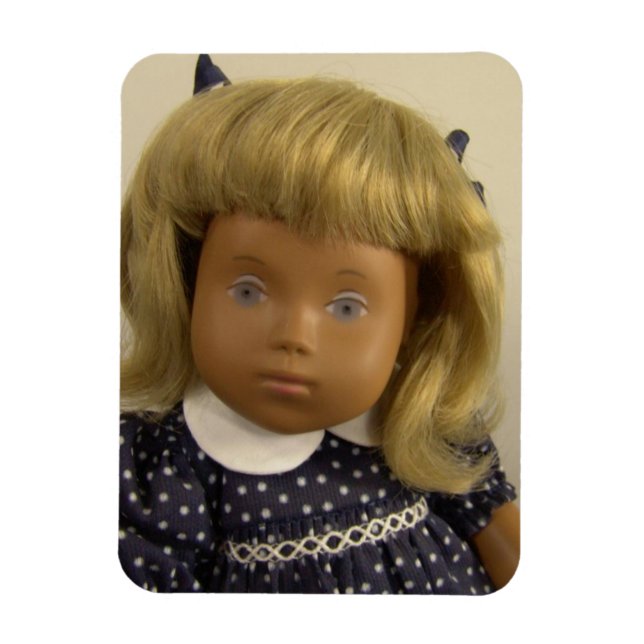 Sasha Pouppe / Sasha Doll Premium Flexi Magnet (Vertical)