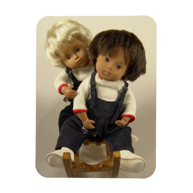 Sasha Pouppe / Sasha Doll Premium Flexi Magnet (Vertical)