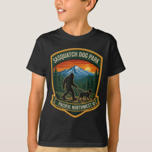 Sasquatch Dog Park Pacific Northwest Bigfoot Men T-Shirt