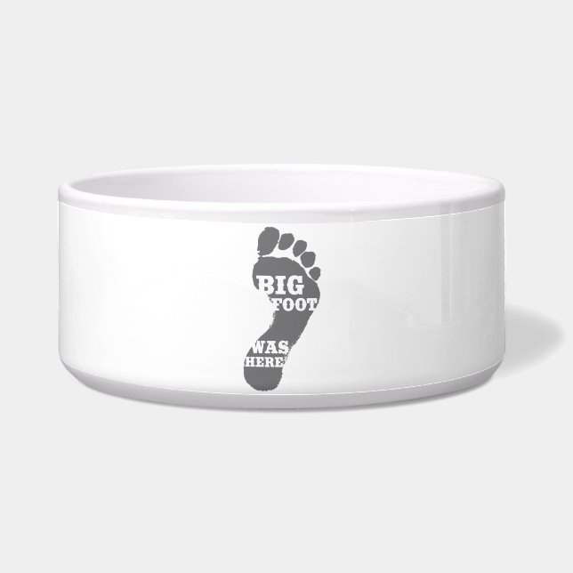 Sasquatch Hunter - Bigfoot (Front)