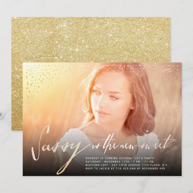 Sassy Est Le Nouveau Sweet 16ème Invitation de fêt (Devant / Derrière)