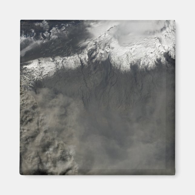 Satellite view of an ash plume 4 magnet (Front)