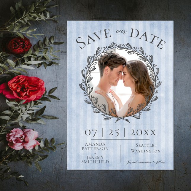 Save The Date Berry Wreath et Stripes Photo | Bleu (Berry Wreath and Stripes Photo Save the Date - Blue)