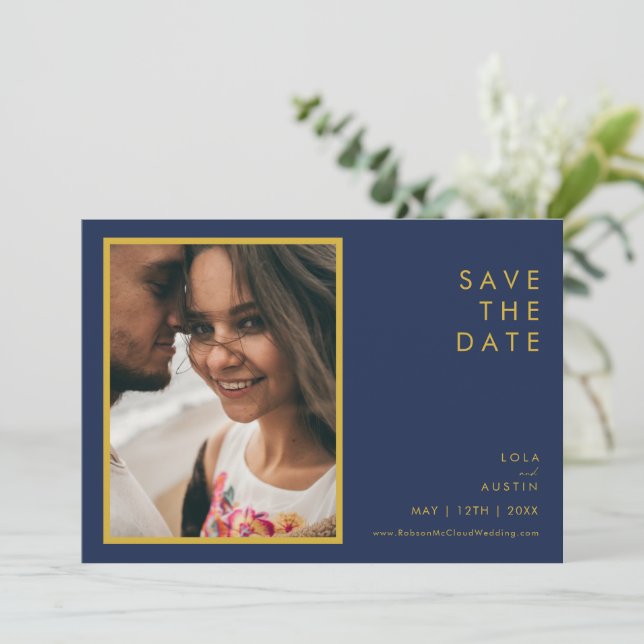 Save The Date Bleu de marine moderne | Gold Police photo horizon (Debout devant)