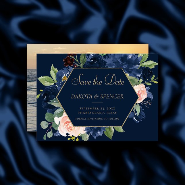 Save The Date Blooms Chics | Photo bleu marine foncé et rose pâl (Créateur téléchargé)