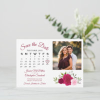 Calendrier de mariage avec roses magenta et roses