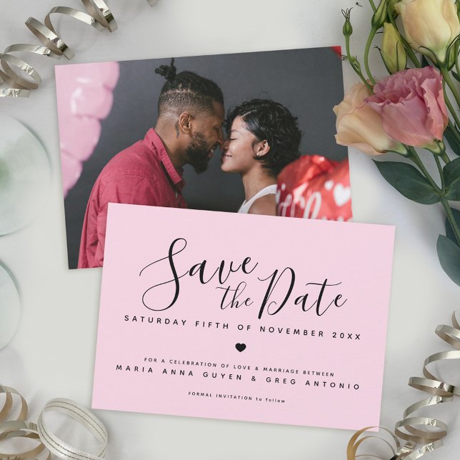 Save The Date Coeur de script simple noir sur mariage photo rose (Créateur téléchargé)