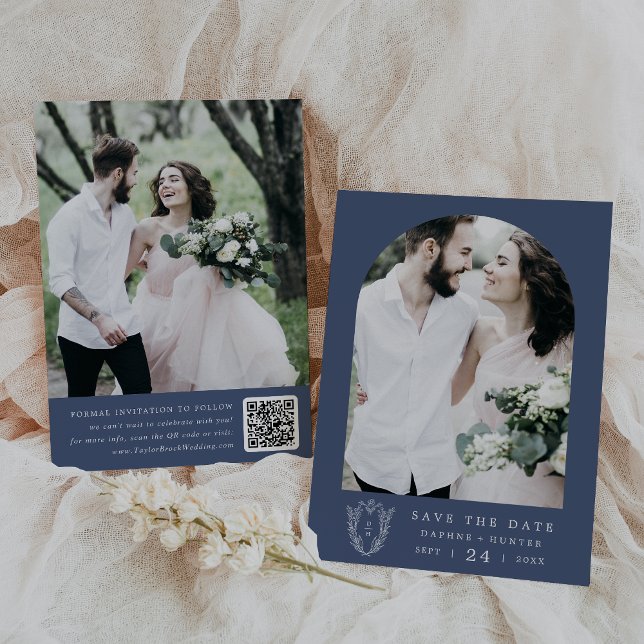 Save The Date DAPHNE Bleu foncé Blanc Botanique Mariage moderne (DAPHNE Dark Blue White Botanical Modern Wedding Save The Date)