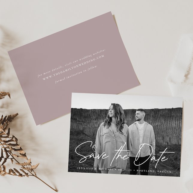 Save The Date Décontracté Script Dusty Purple Photo (Créateur téléchargé)