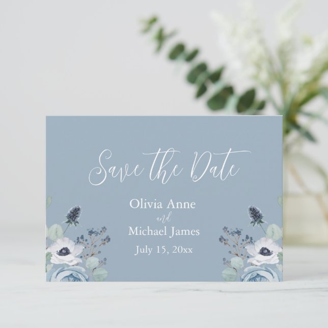 Save The Date Économisez la date florale bleu clair et blanc (Debout devant)