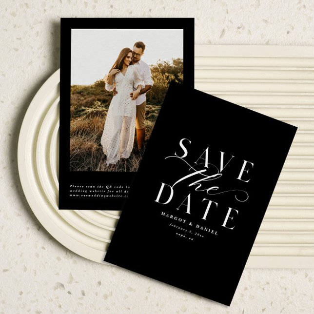 Save The Date Élégant noir et blanc Photo Enregistrer la date QR (Créateur téléchargé)