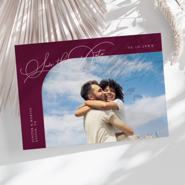 Save The Date Elegant Script Cranberry Curved Frame Photo (Créateur téléchargé)