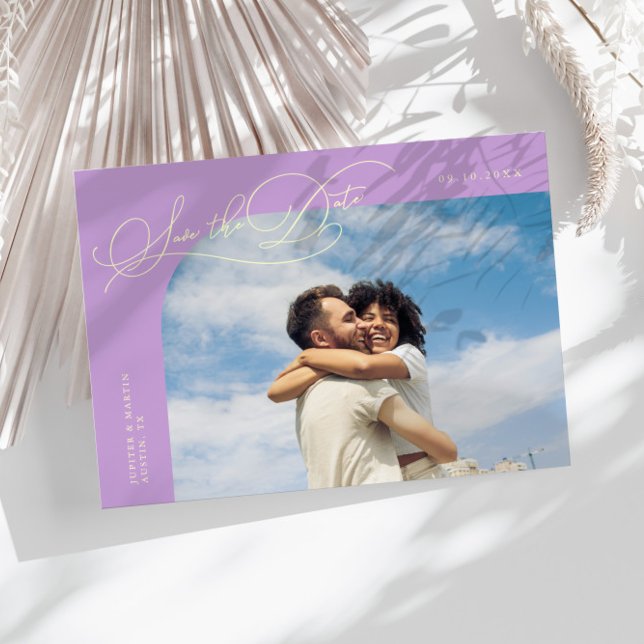 Save The Date Elegant Script Lemon Wisteria Curved Frame Photo (Créateur téléchargé)