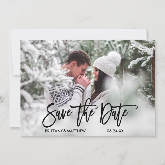 Save The Date Fiançailles photo moderne à la mode Brosse Script  (Devant)