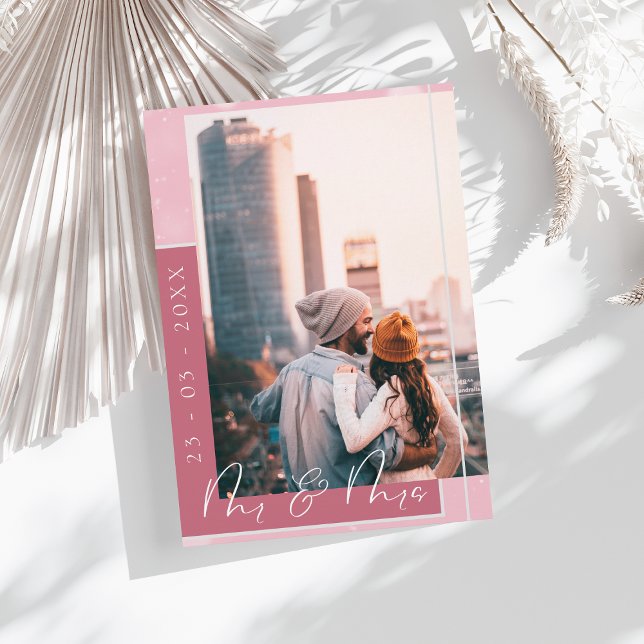 Save The Date M. & Mme Magenta Pink, photo de script blanc (Créateur téléchargé)