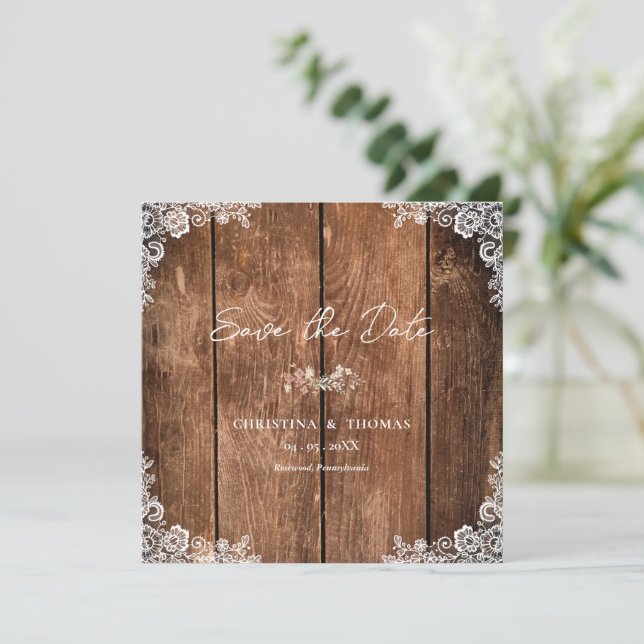 Save The Date Mariage campagnard en dentelle de bois rustique (Debout devant)