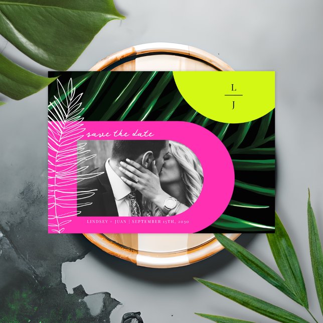 Save The Date Monogramme Arches De Palme Tropical Économisez La  (Créateur téléchargé)