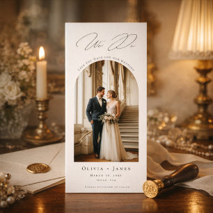 Save The Date Nous réalisons des photos d'arche élégante pour un