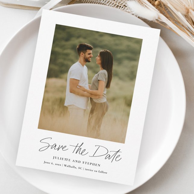 Save The Date Photo de mariage simple et moderne de style script (Créateur téléchargé)