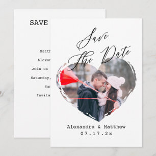 Save The Date Photo verticale minimaliste d'un cœur en noir et b