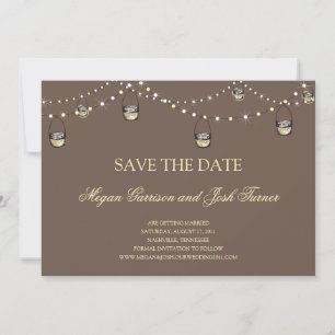 Save The Date Pots Mason suspendus à une guirlande lumineuse STD