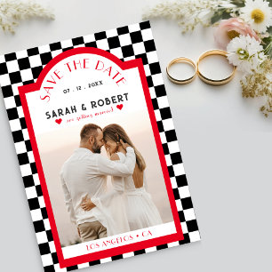 Save The Date Retro Checkerboard Photo Rouge Noir & Blanc Mariag