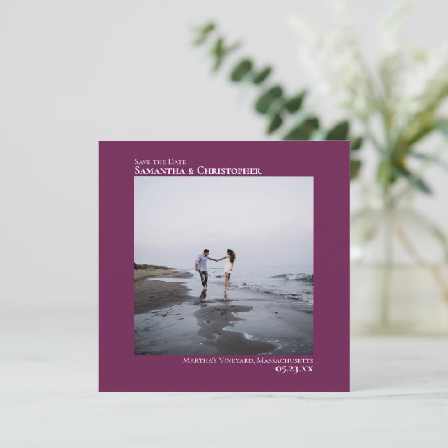 Save The Date Simple Artsy Minimal Photo Cassis Mariage violet (Debout devant)