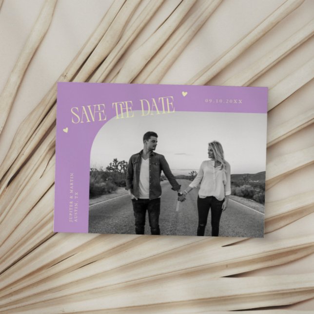 Save The Date Simple Heart Wisteria Lemon Curved Frame Photo (Créateur téléchargé)