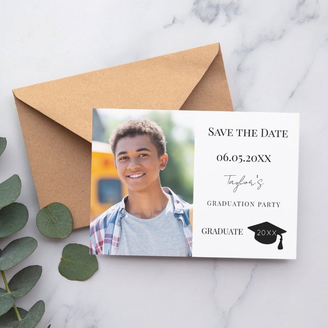 Save The Date Simple modern photo guy Graduation (Créateur téléchargé)