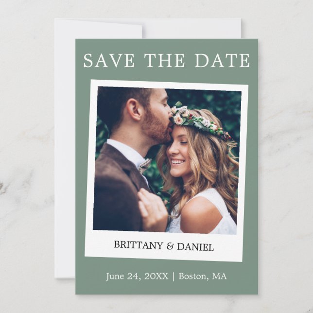 Save The Date Style Caméra instantanée Couple Photo Sage Vert (Devant)