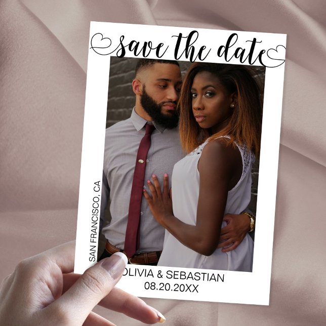 Save The Date Texte de script tendance avec coeur et photo (Créateur téléchargé)