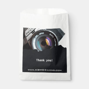 Saying Thank You Black White Photographer   Favour Bag