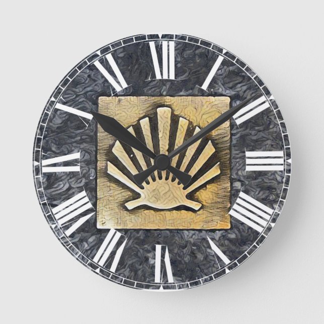 Scallop Shell Camino de Santiago Round Clock (Front)
