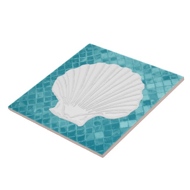 Scallop Shell on Aqua Sea Glass Pattern Tile (Side)