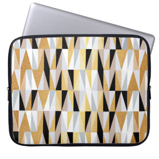scandinavian design triangles seamless pattern vin laptop sleeve