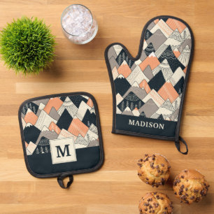 Scandinavian Style Mountain Pattern Oven Mitt & Pot Holder Set